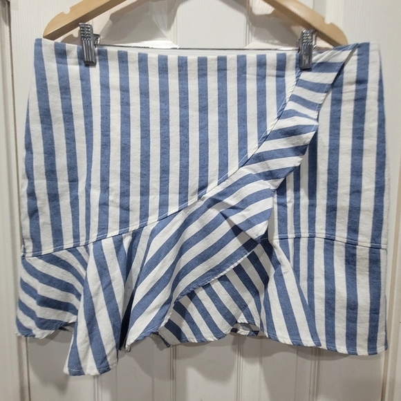 XXL Blue White Ruffle Stripes Mini Skirt Cottagecore Summer - Picture 1 of 7